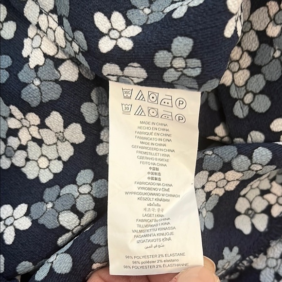 MICHAEL KORS Blue Floral Cold Shoulder Shorts Jumpsuit, Size M - Picture 12 of 14